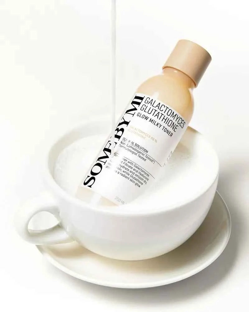 SOME BY MI Galactomyces Glutathione Glow Milky Toner