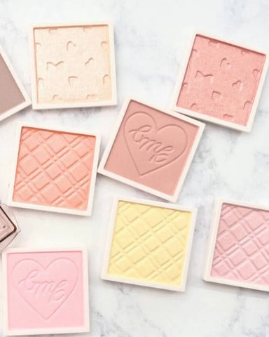 Canmake My Tone Couture - Unique Bunny