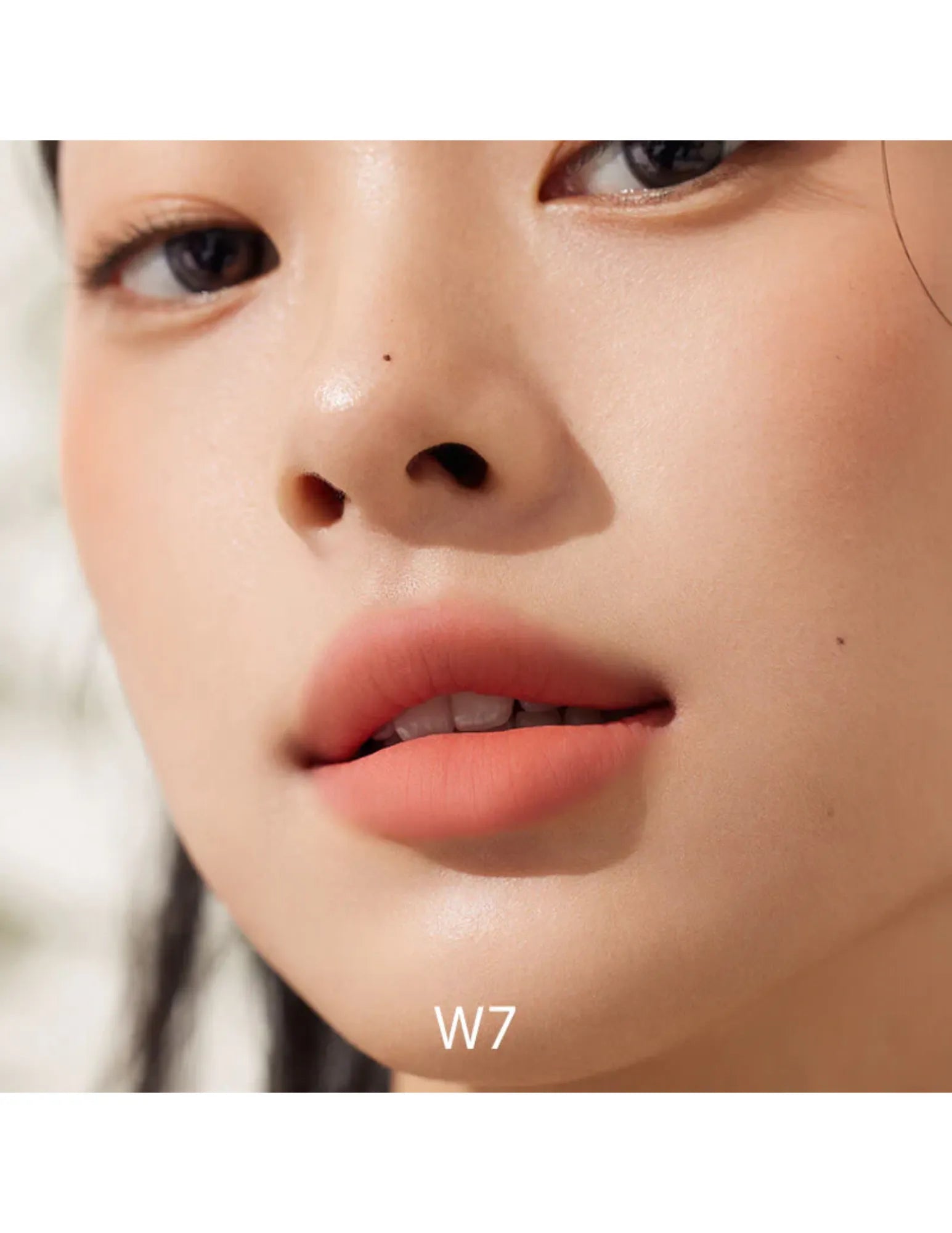 INTO YOU Airy Lip & Cheek Mud - Unique Bunny