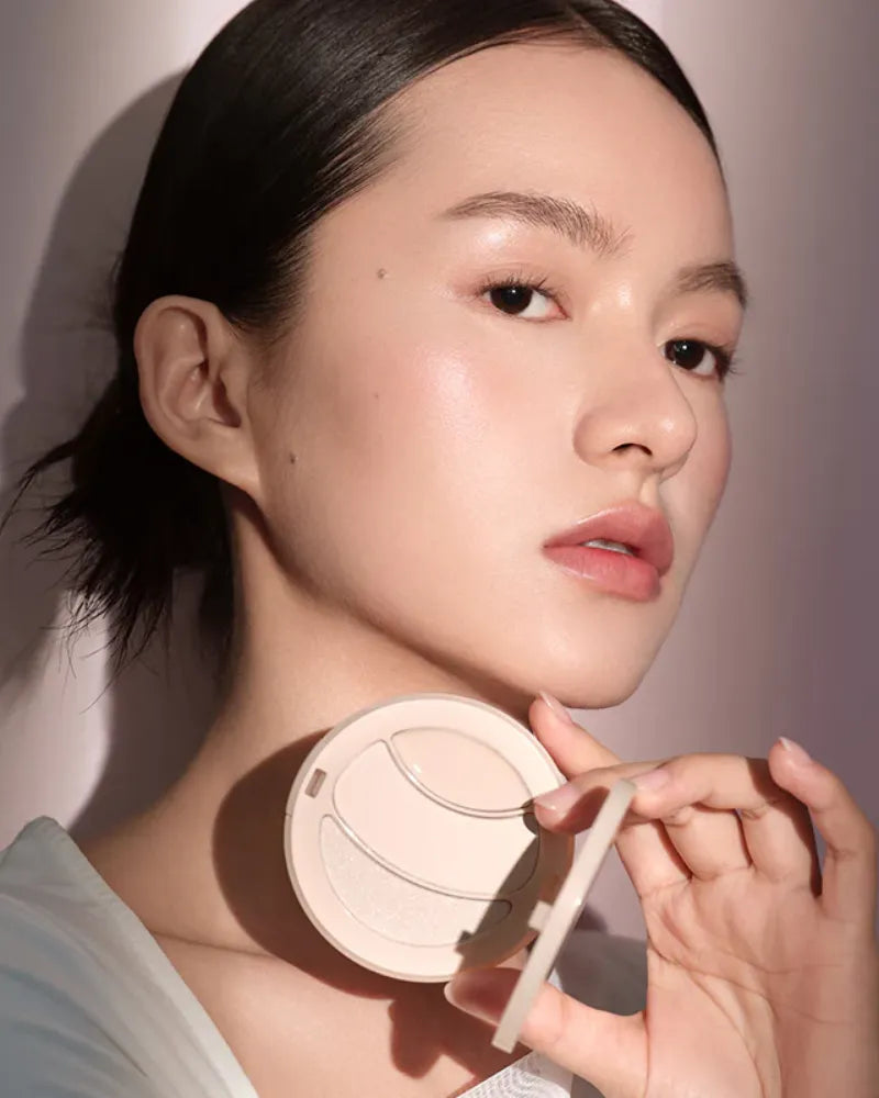 INTO YOU Multi-Functional Highlight Palette - Unique Bunny