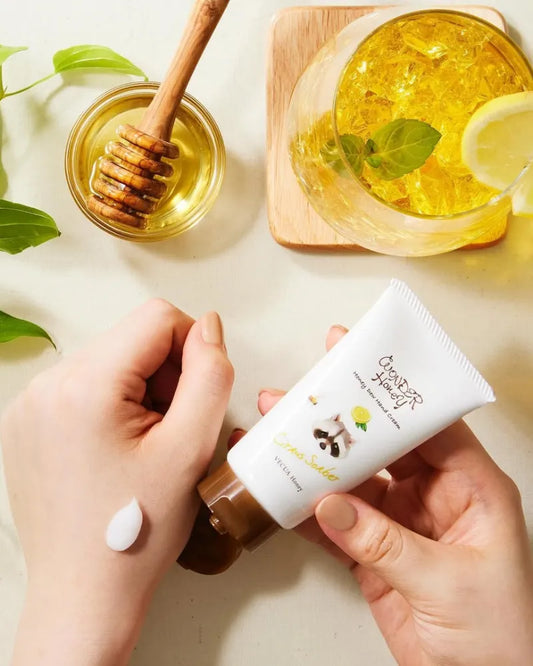VECUA HONEY Wonder Honey Honey Dew Hand Cream - Unique Bunny
